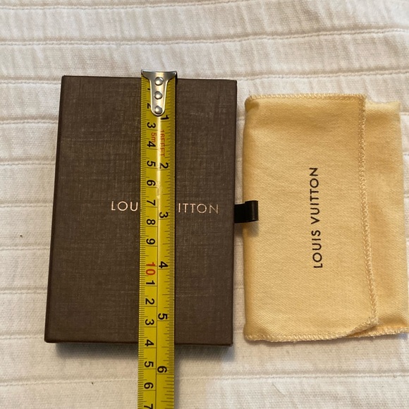 Louis Vuitton Brown Box with Beige Dustbag - Picture 3 of 5